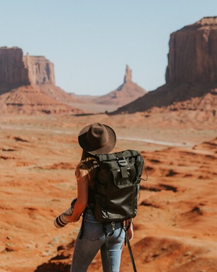 découvrez l'art du voyage en solo, une expérience enrichissante qui vous permet d'explorer le monde à votre rythme. profitez de conseils, d'itinéraires inspirants et d'astuces pour vivre pleinement vos aventures en solitaire.