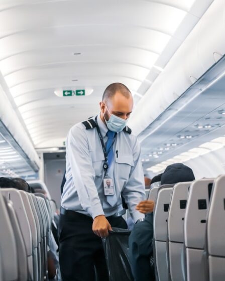 découvrez les raisons et les conséquences de la suspension des compagnies aériennes, ainsi que les impacts sur les passagers et l'industrie du transport aérien.