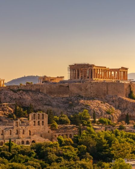 découvrez des destinations fascinantes à travers le monde, des plages paradisiaques aux villes historiques. explorez des lieux uniques qui éveilleront votre curiosité et inspireront vos prochaines aventures.