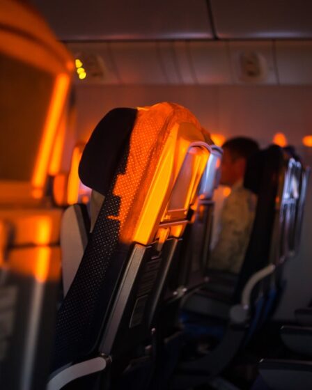 découvrez comment obtenir une compensation pour votre vol annulé ou retardé. maximizez vos droits avec nos conseils pratiques et profitez de votre voyage sans tracas.