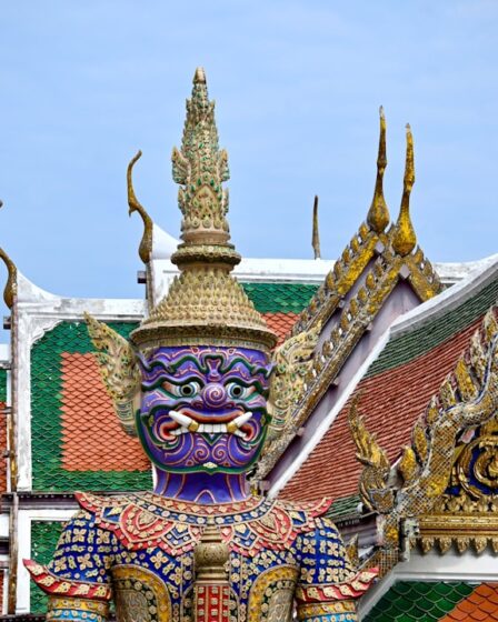 découvrez l'authenticité de la thaïlande à travers ses paysages enchanteurs, sa culture riche et sa cuisine délicieuse. plongez dans une expérience unique mêlant traditions et modernité, où chaque coin révèle une part de l'âme thaïlandaise.