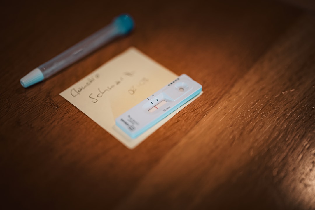 découvrez la carte d'arrivée numérique : une solution pratique et rapide pour simplifier vos démarches d'arrivée à destination. profitez d'une expérience de voyage modernisée et connectée en évitant les formalités papier.