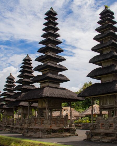 découvrez notre itinéraire ultime pour explorer bali, l'île des dieux. profitez de plages paradisiaques, de rizières luxuriantes et de temples enchanteurs. que vous soyez aventurier ou en quête de détente, notre guide vous aidera à planifier un séjour inoubliable à bali.