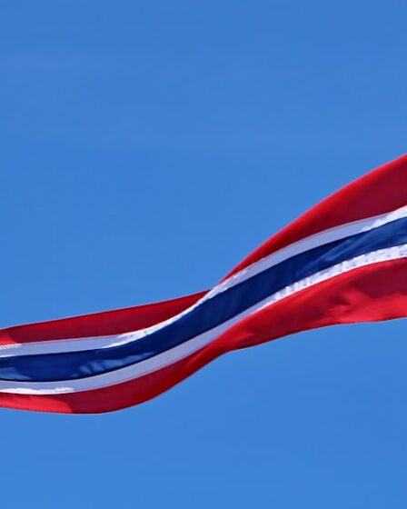 découvrez les dernières actualités et la biographie du premier ministre de thaïlande, une figure clé de la politique thaïlandaise. explorez son parcours, ses décisions et leur impact sur le pays.