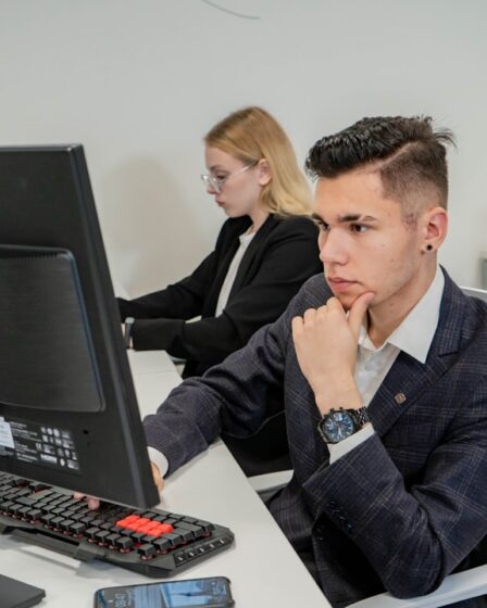 découvrez nos offres de stages variés pour acquérir une expérience professionnelle enrichissante. que vous soyez étudiant ou jeune diplômé, trouvez le stage qui correspond à vos ambitions et lancez votre carrière dès aujourd'hui.