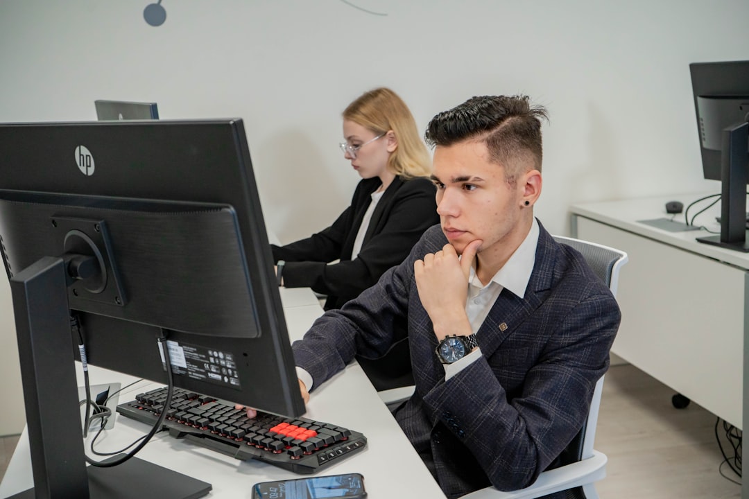découvrez nos offres de stages variés pour acquérir une expérience professionnelle enrichissante. que vous soyez étudiant ou jeune diplômé, trouvez le stage qui correspond à vos ambitions et lancez votre carrière dès aujourd'hui.