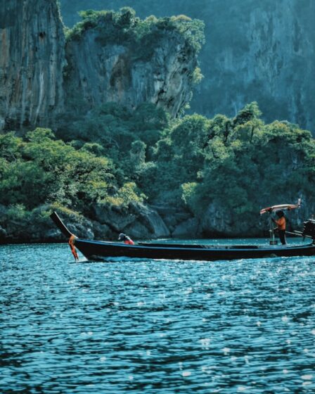 découvrez le nord-est de la thaïlande, une région authentique célèbre pour ses paysages pittoresques, sa culture riche, ses temples anciens et sa cuisine savoureuse. partez à la rencontre des traditions locales et vivez une expérience unique en isan.