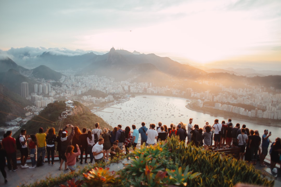 découvrez les merveilles du tourisme : explorer de nouvelles cultures, savourer des cuisines locales et profiter d'expériences inoubliables à travers le monde. plongez dans l'aventure et laissez-vous inspirer par de magnifiques destinations.