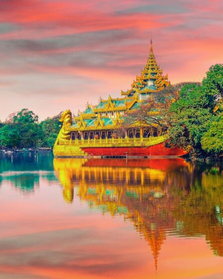 découvrez la thaïlande, un pays fascinant d’asie du sud-est réputé pour ses plages paradisiaques, ses temples bouddhistes, sa cuisine savoureuse et sa culture chaleureuse. préparez votre voyage en thaïlande avec nos conseils et informations pratiques.