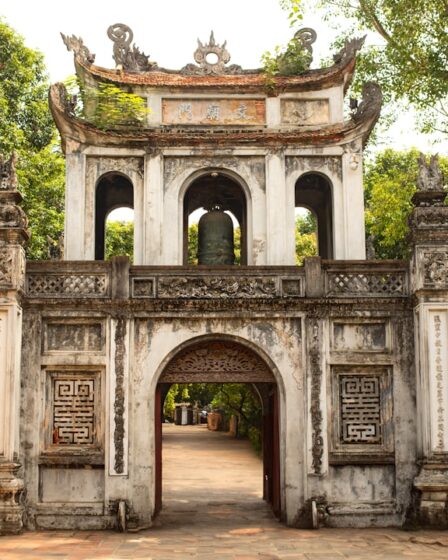 découvrez les trésors cachés de l'asie du sud-est : des destinations authentiques, des paysages uniques et des expériences hors des sentiers battus pour un voyage inoubliable.
