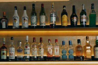 découvrez les sanctions liées à l'alcool, leurs implications légales et comment les éviter pour garantir votre sécurité et celle des autres.